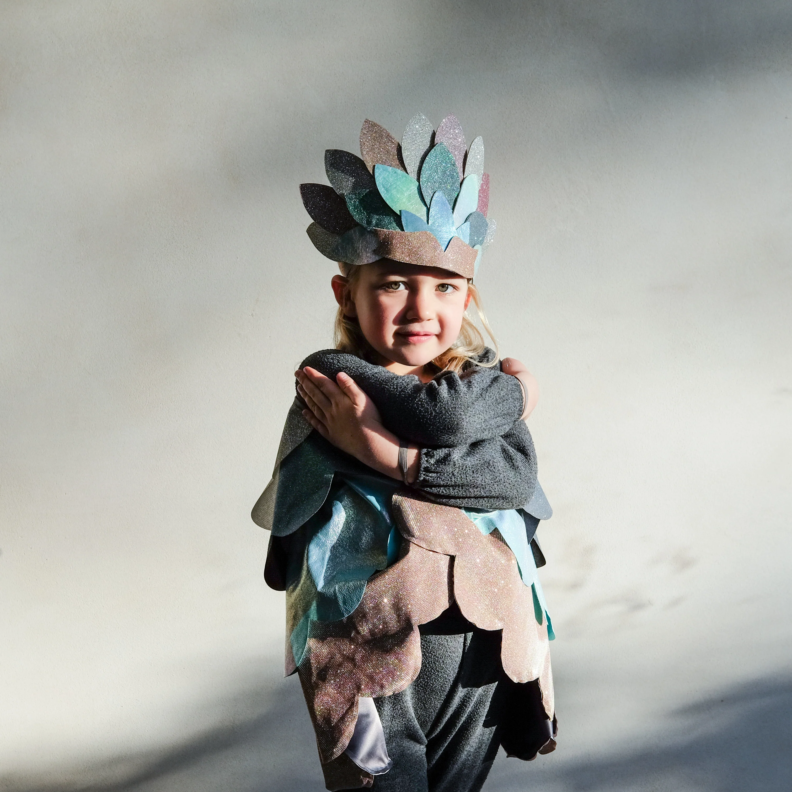Festival bird headdress - Image 4