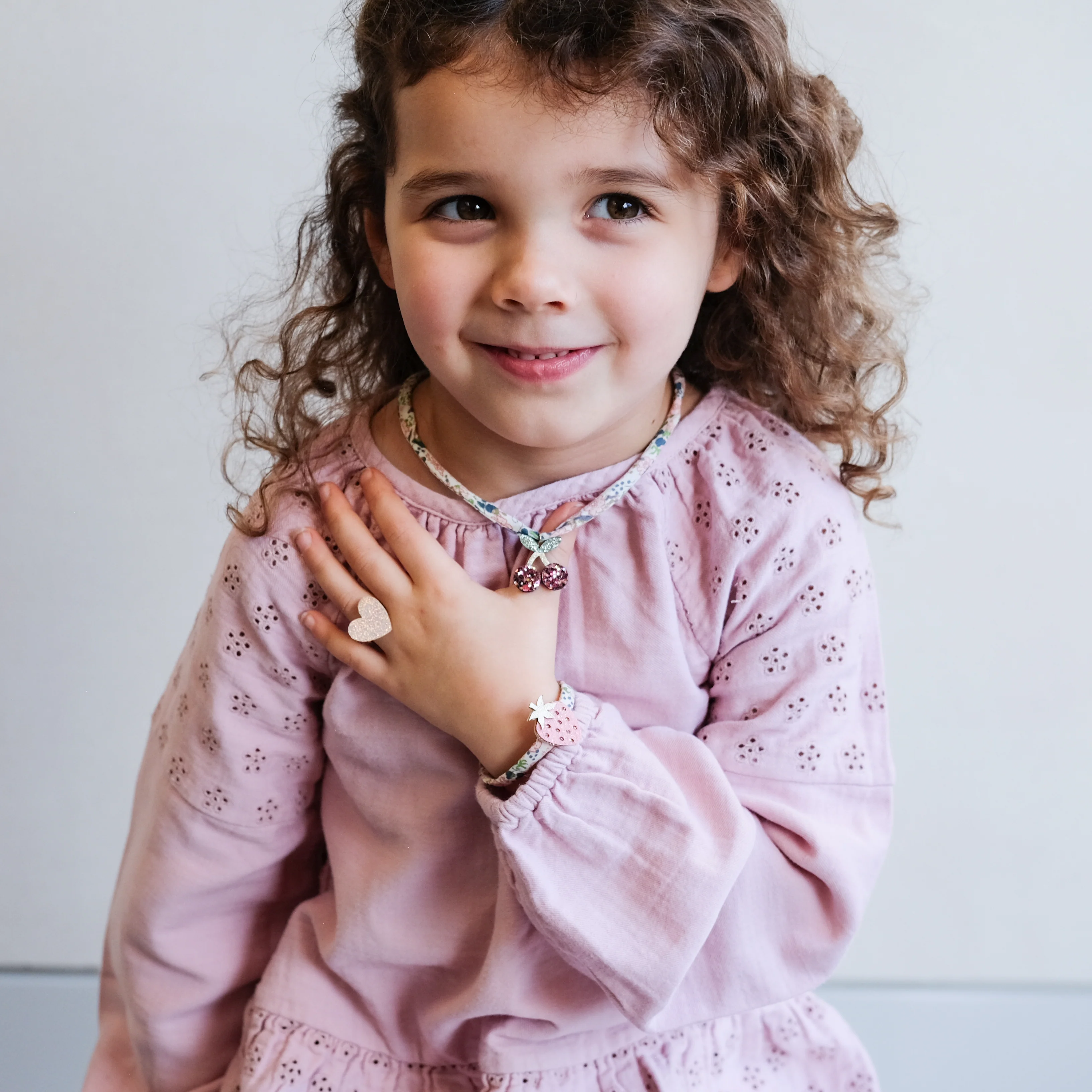 Cherries jewellery set - Image 4