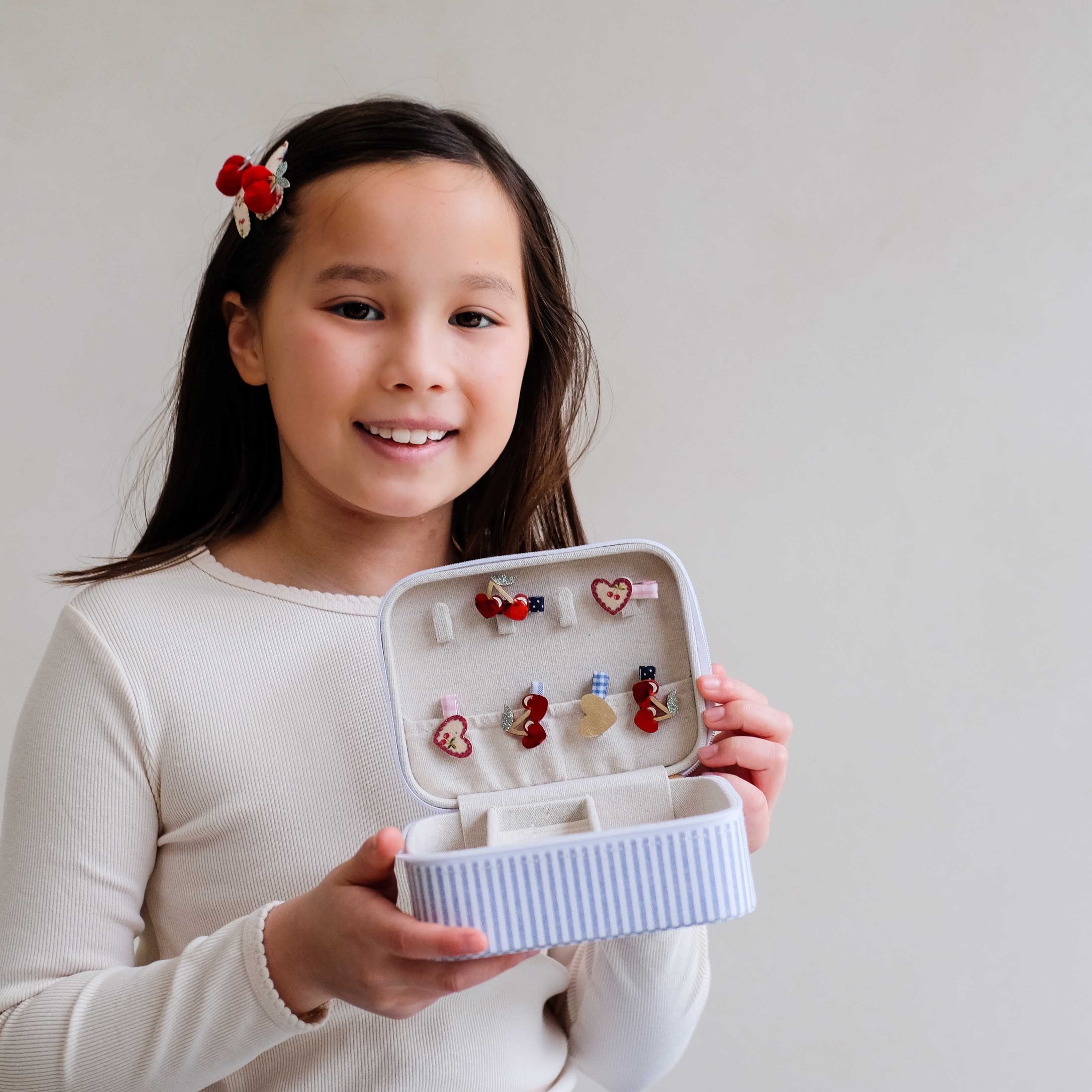 Cherry jewellery box - Image 3