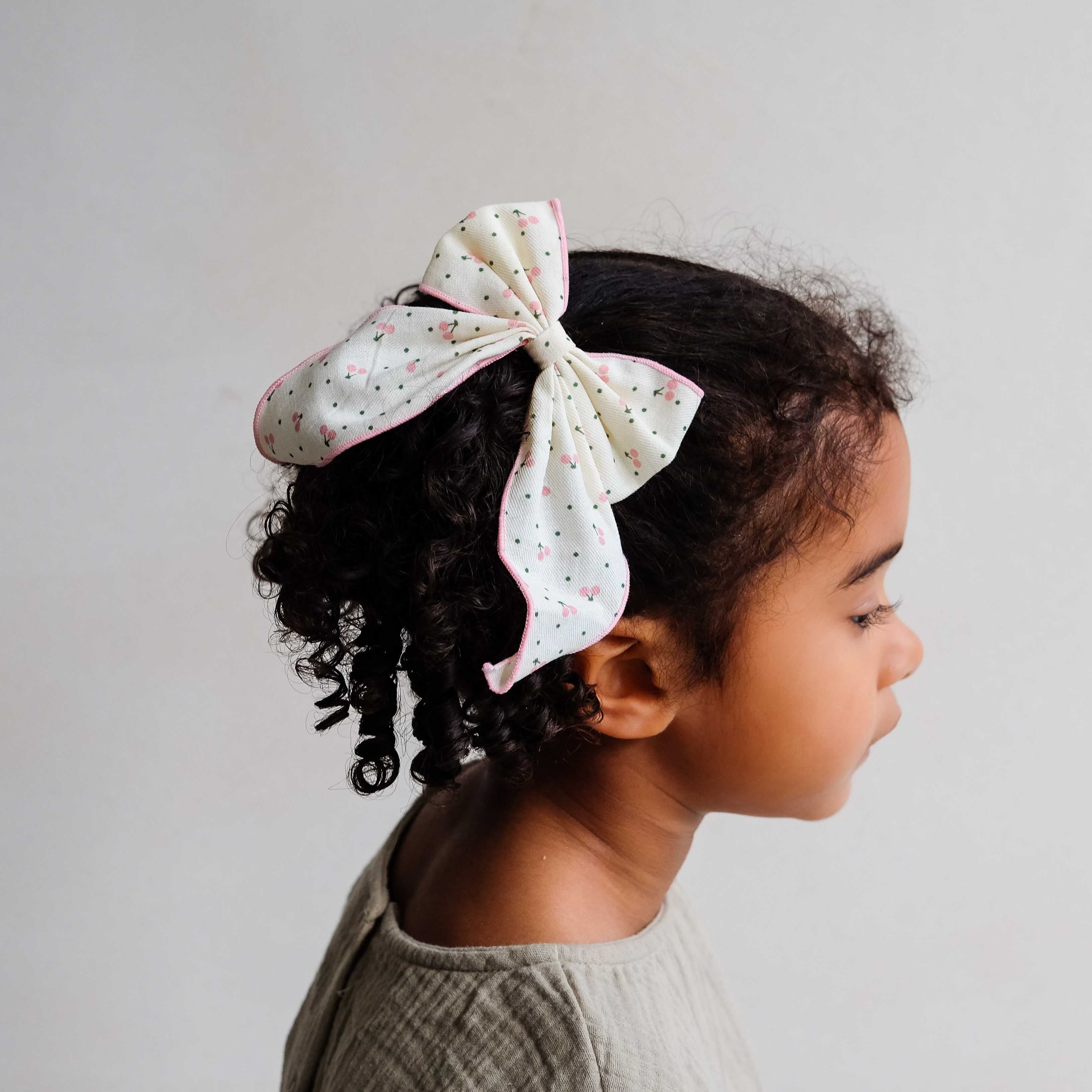 Cherry print bow - Image 2