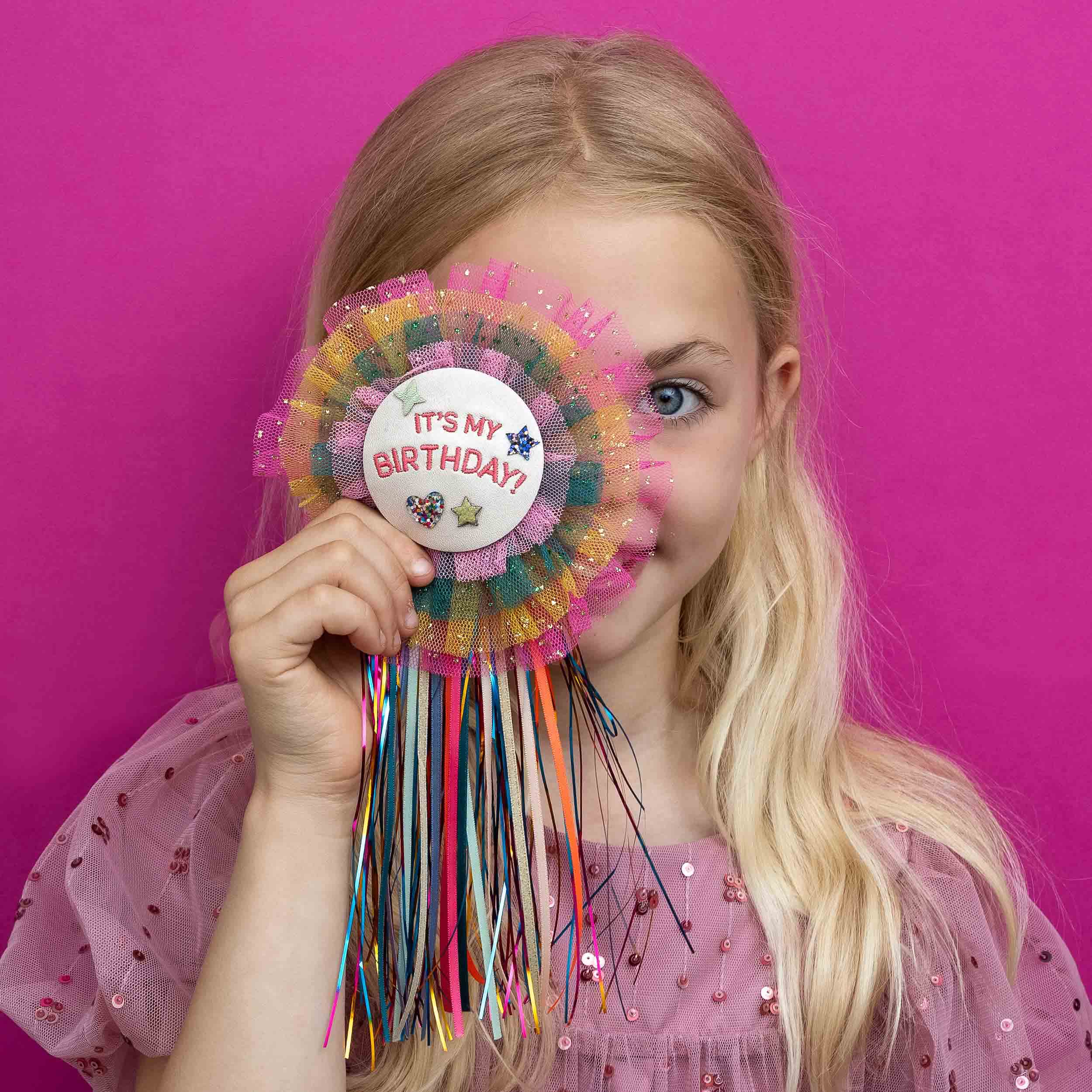 Diva wow birthday badge - Image 4