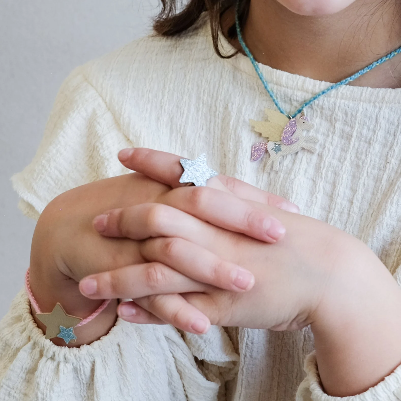 Flying unicorn jewellery set - Image 3
