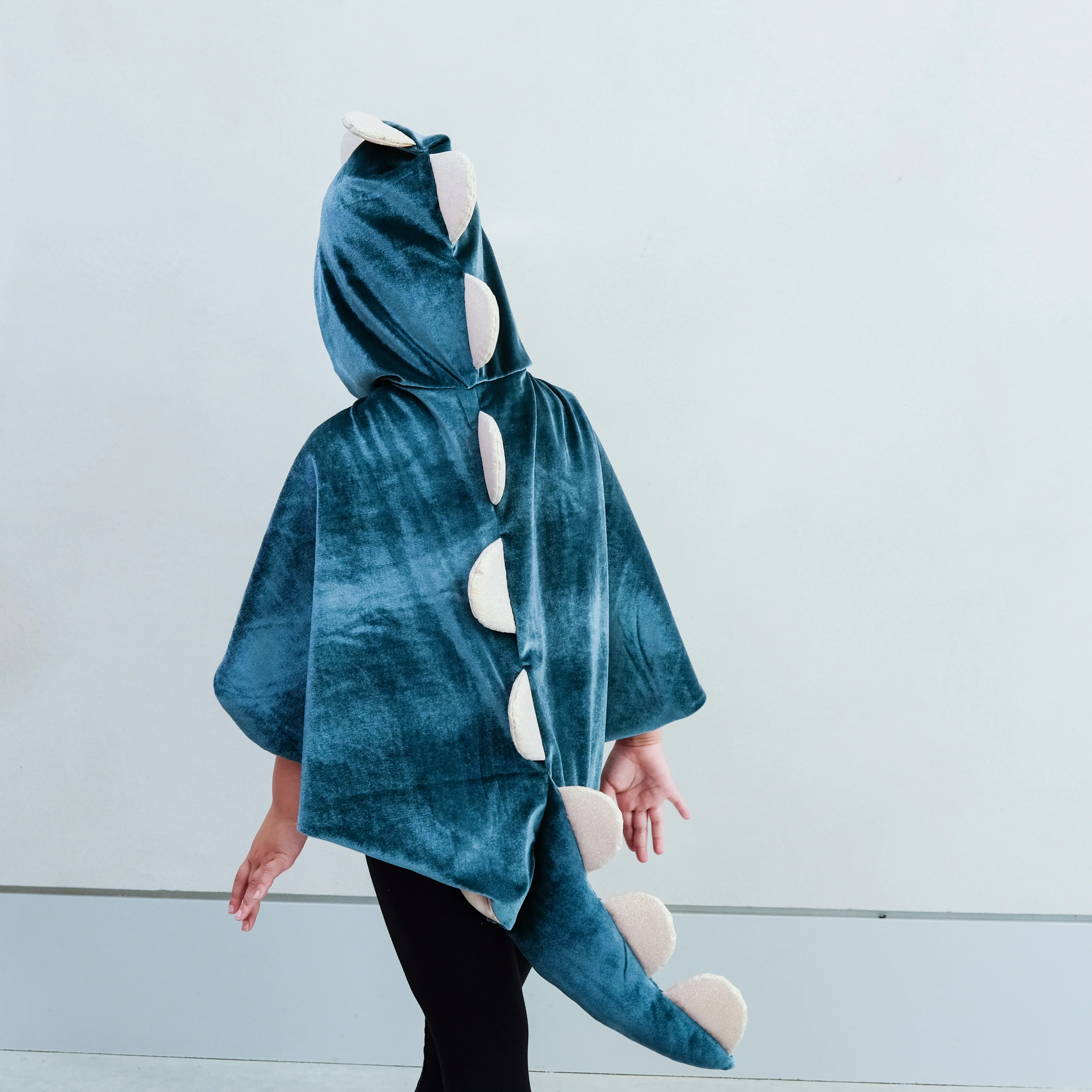 Friendly dino cape - Image 5