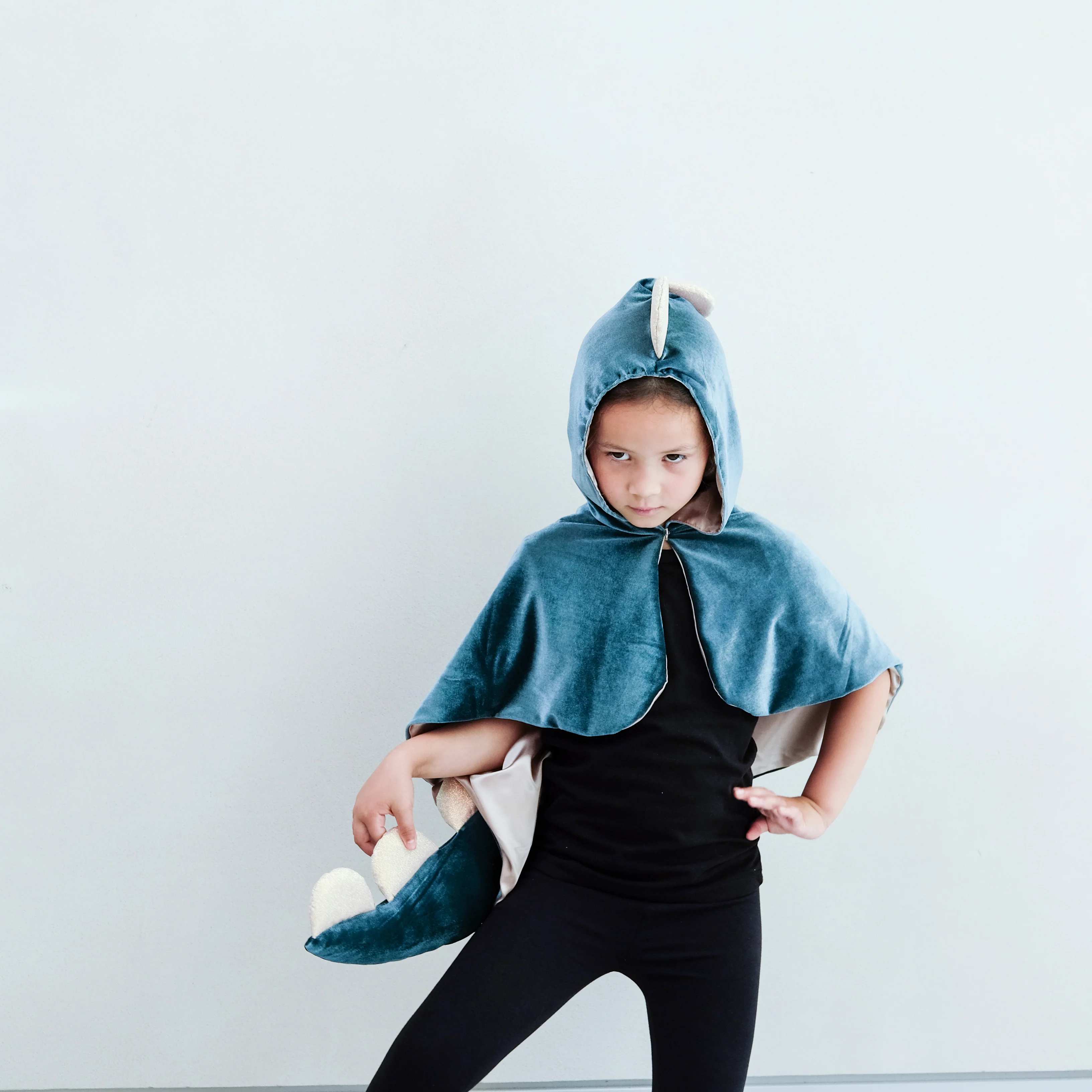 Friendly dino cape - Image 6