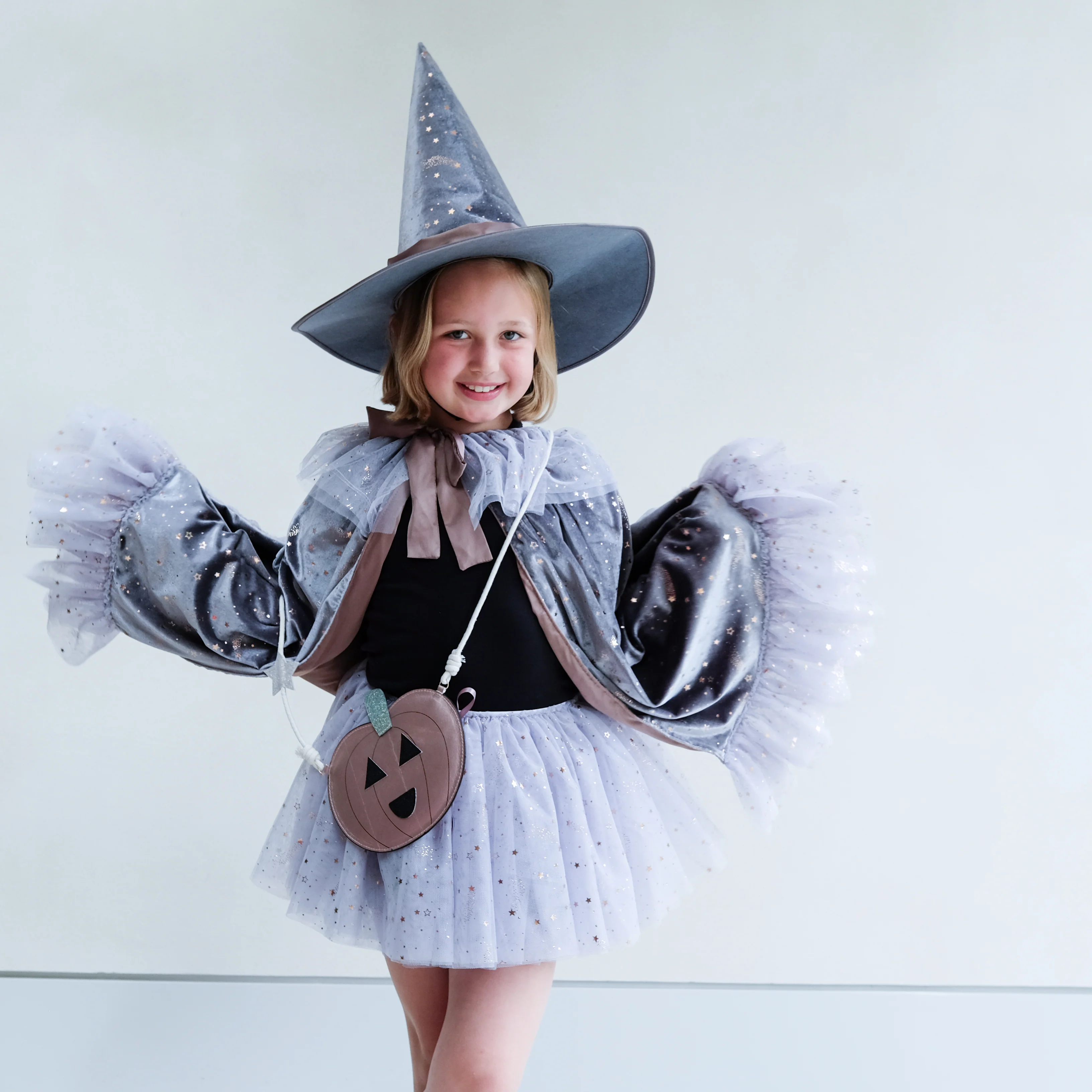 Griselda velvet witch cape - Image 4