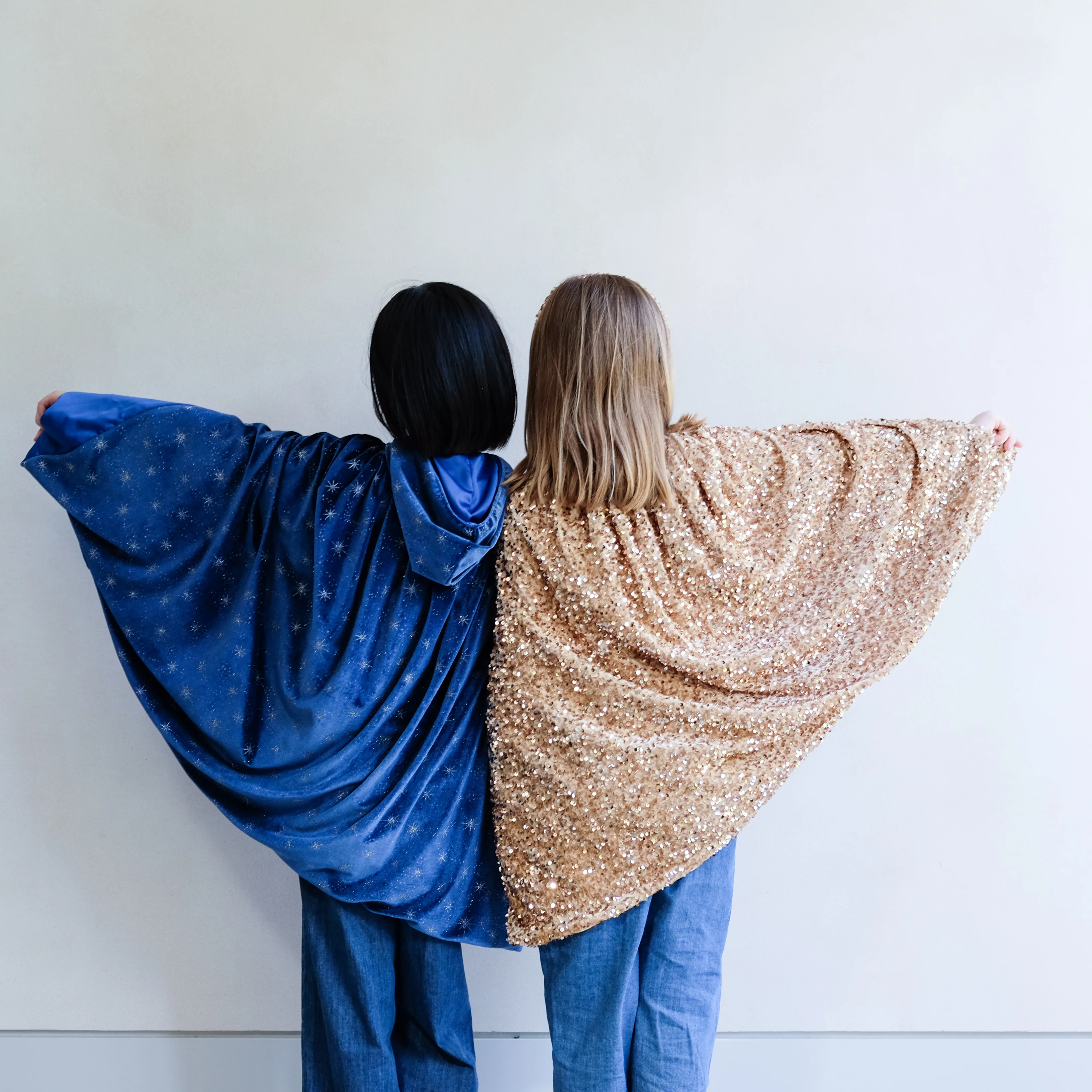 Ice queen velvet cape - Image 6