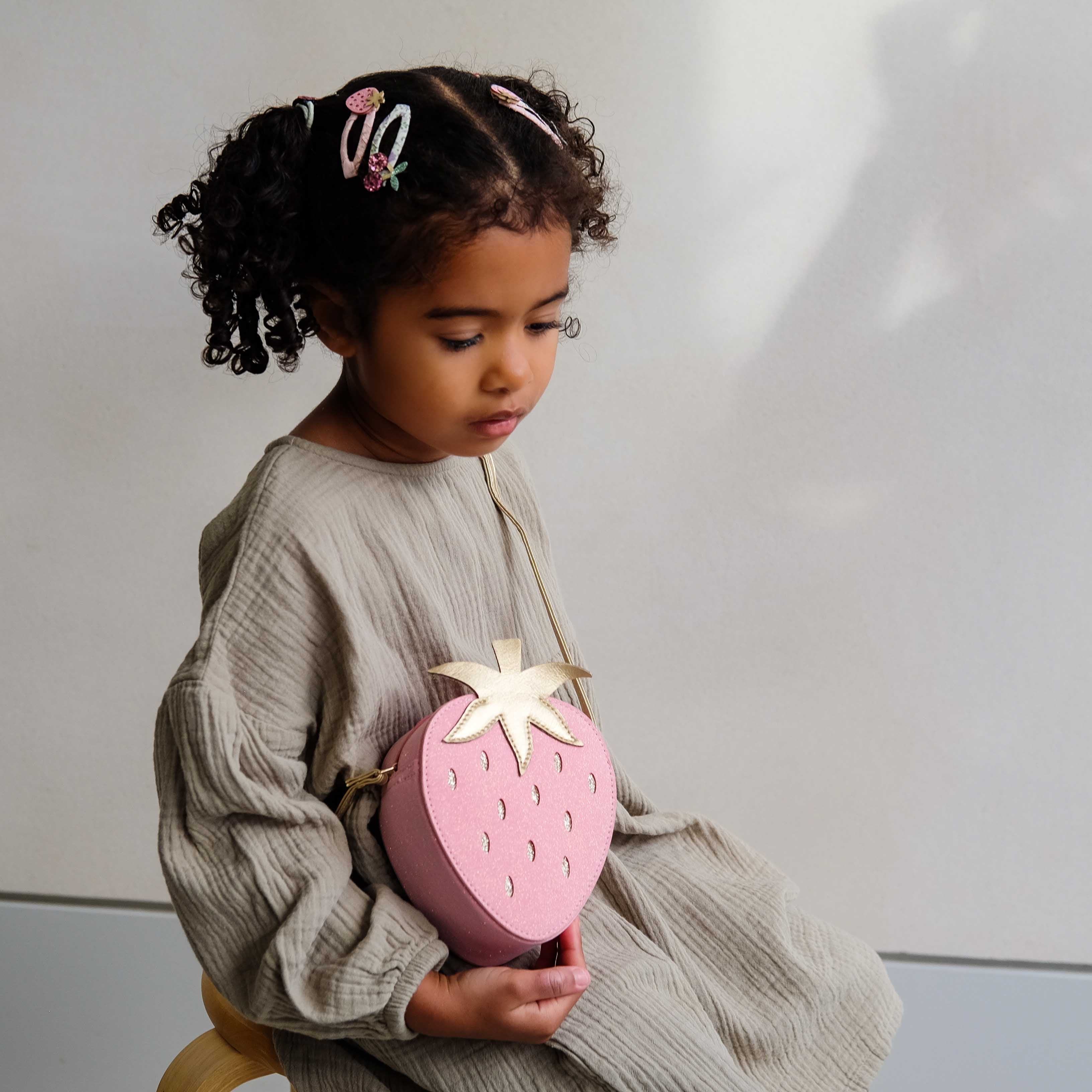 Mini strawberry bag - Image 2