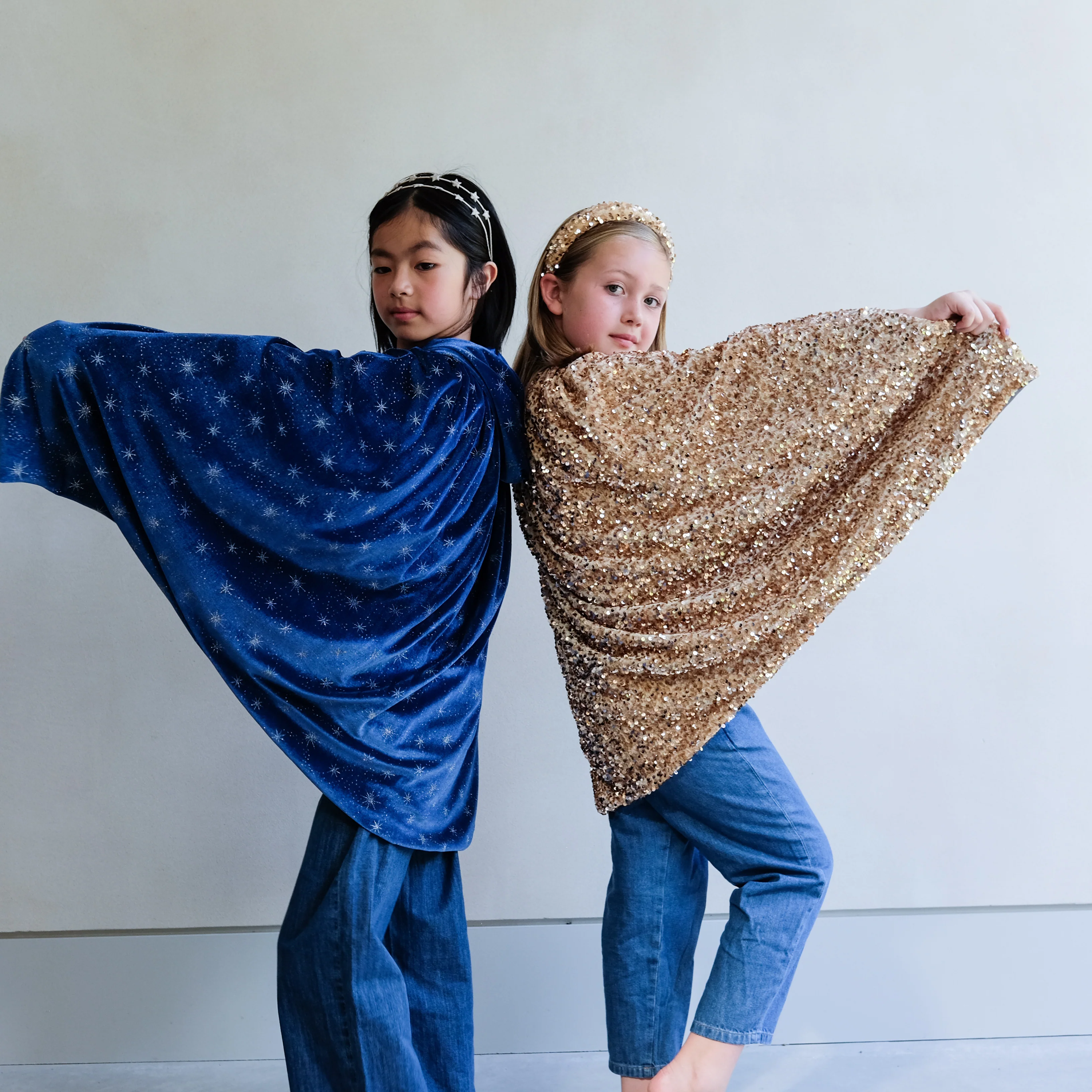 Sequin cape - Image 6