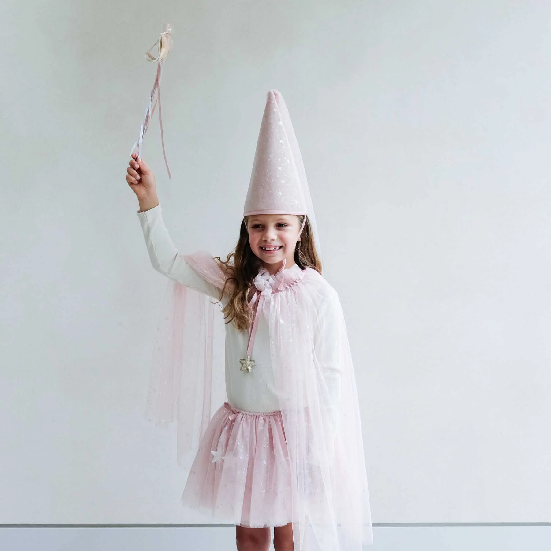 Shimmer princess tulle cape - Image 3