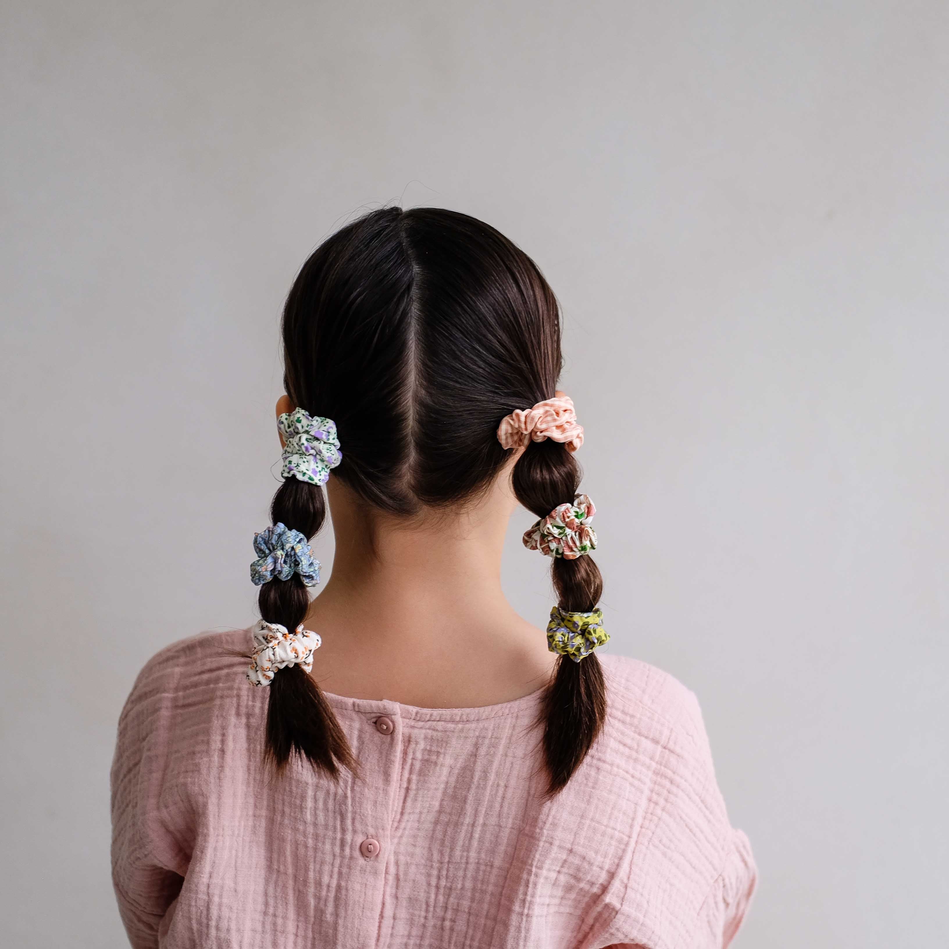 Spring floral scrunchies - Image 2